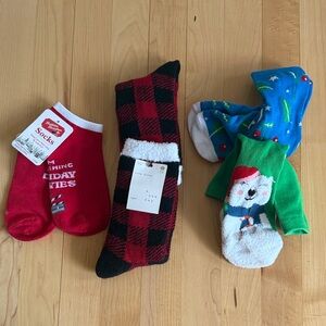 Festive Holiday Socks Set